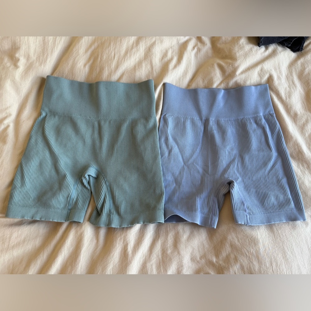 Cozy ribbed shorts